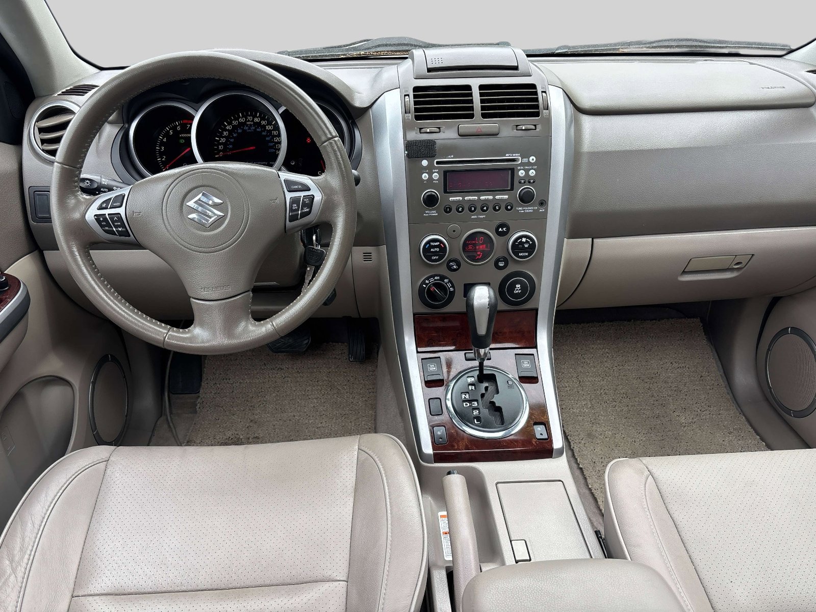 Used 2012 Suzuki Grand Vitara Limited AWD/4WD image 11
