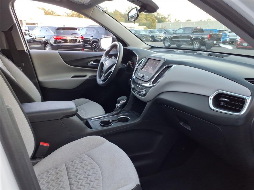 Used 2022 Chevrolet Equinox LS image 27