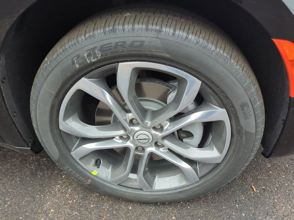 New 2026 Chrysler Pacifica Pinnacle w/ Trailer Tow Group image 9