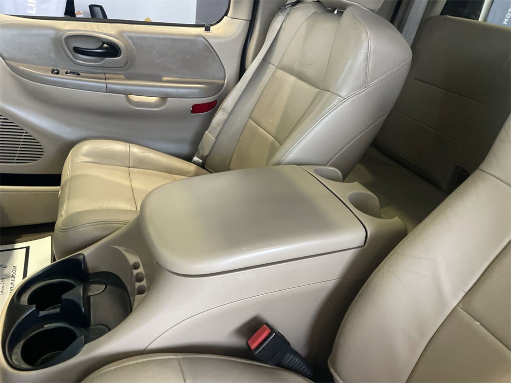 Used 2003 Ford F150 Lariat image 19