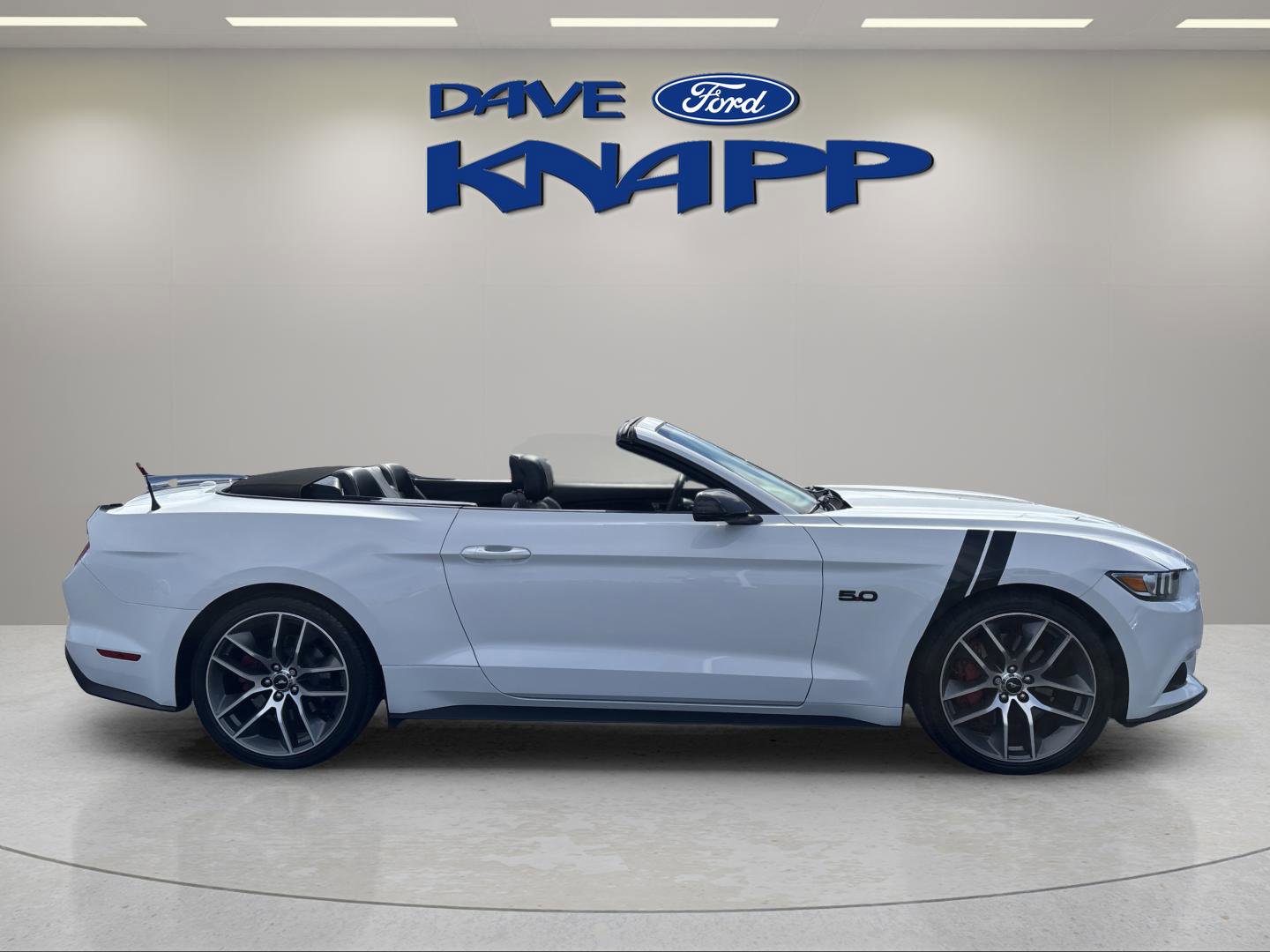 Used 2016 Ford Mustang GT Premium w/ Equipment Group 401A image 13