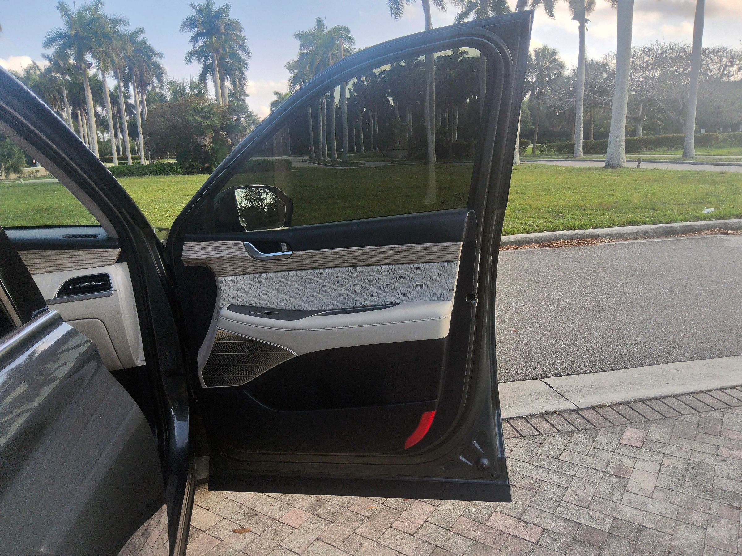 Used 2022 Hyundai Palisade Calligraphy w/ Cargo Package FWD image 40
