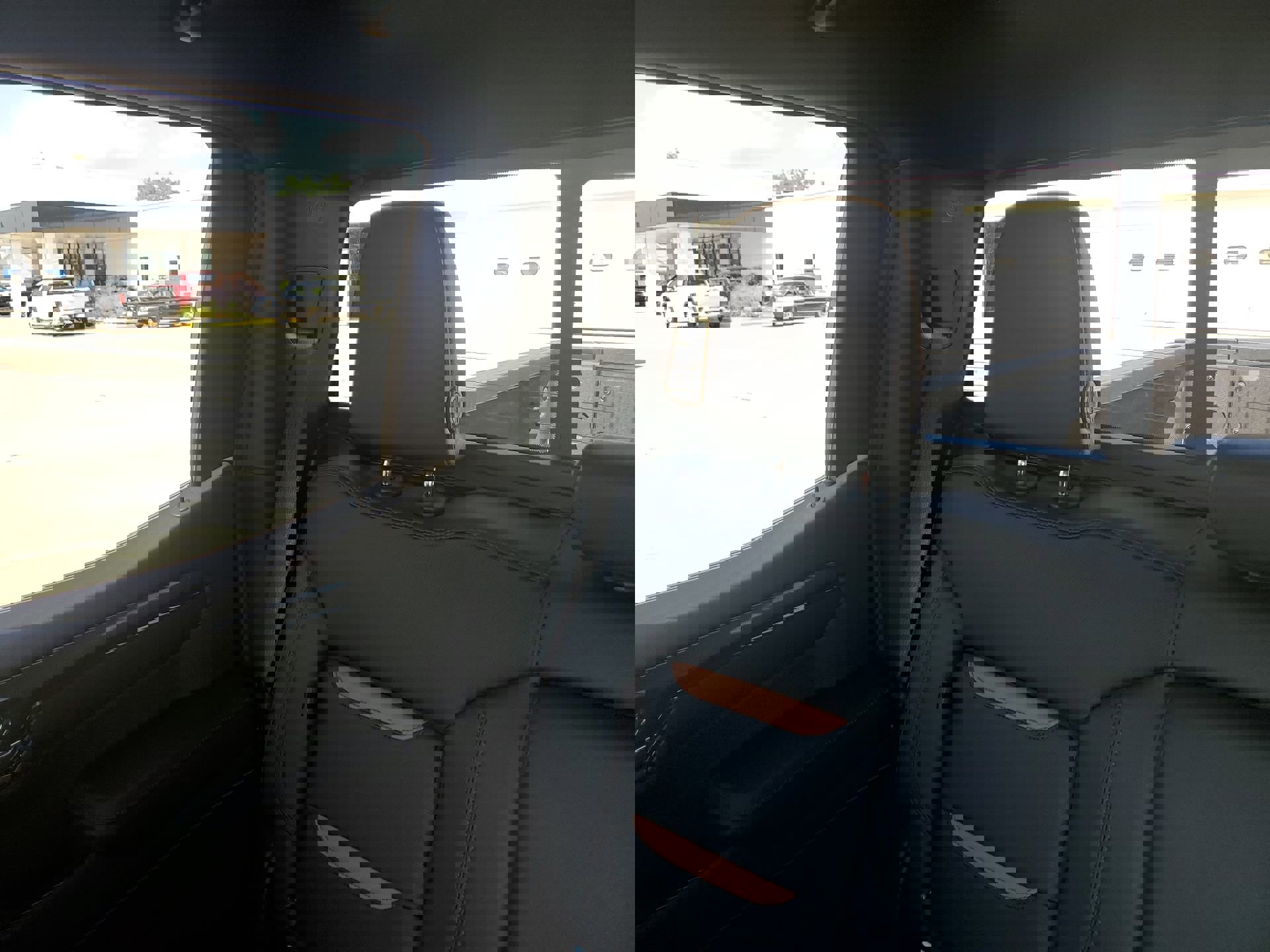 Used 2024 GMC Sierra 1500 AT4 w/ Technology Package image 13