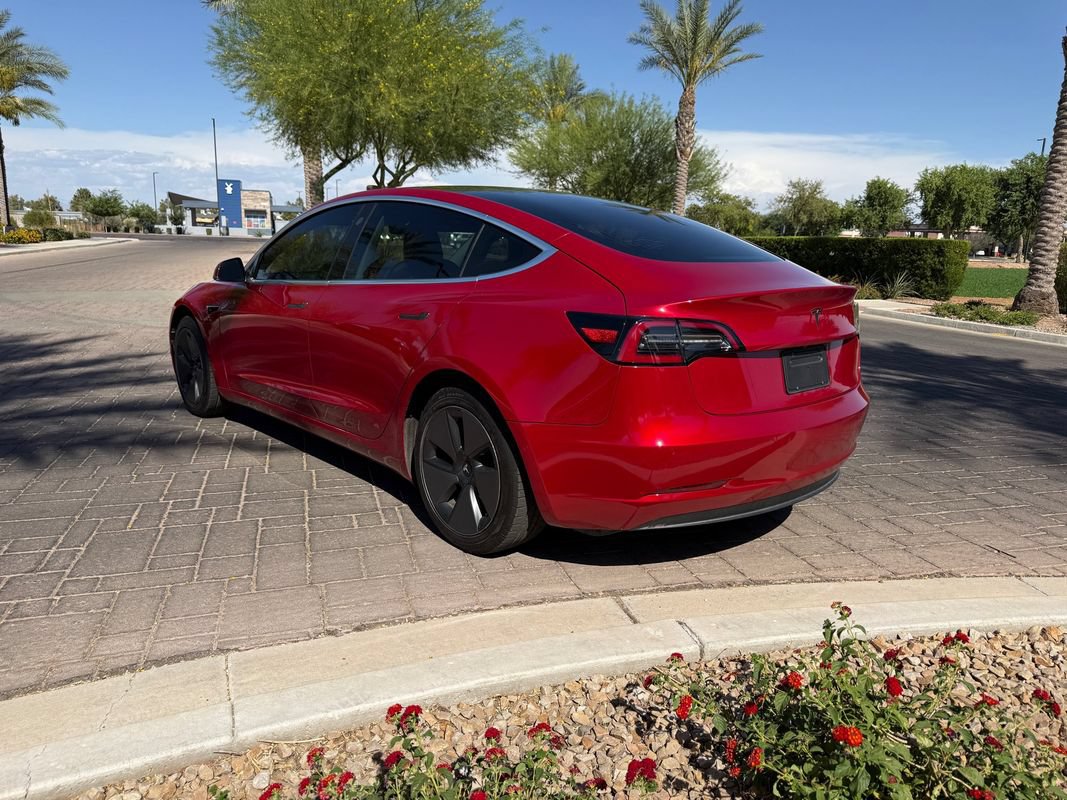 Used 2019 Tesla Model 3 Standard Range RWD image 4