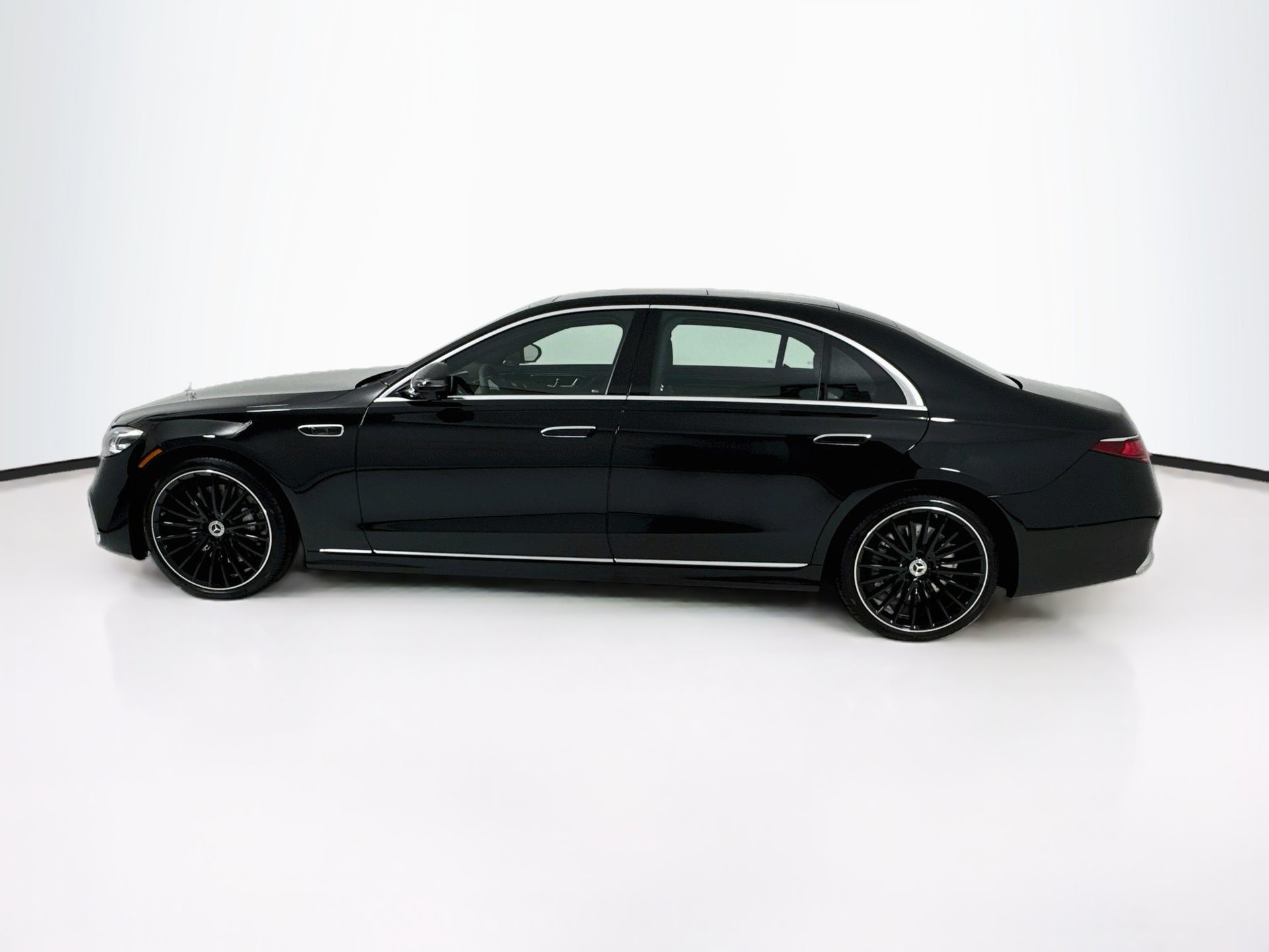 New 2027 Mercedes-Benz S 580 4MATIC Sedan image 5
