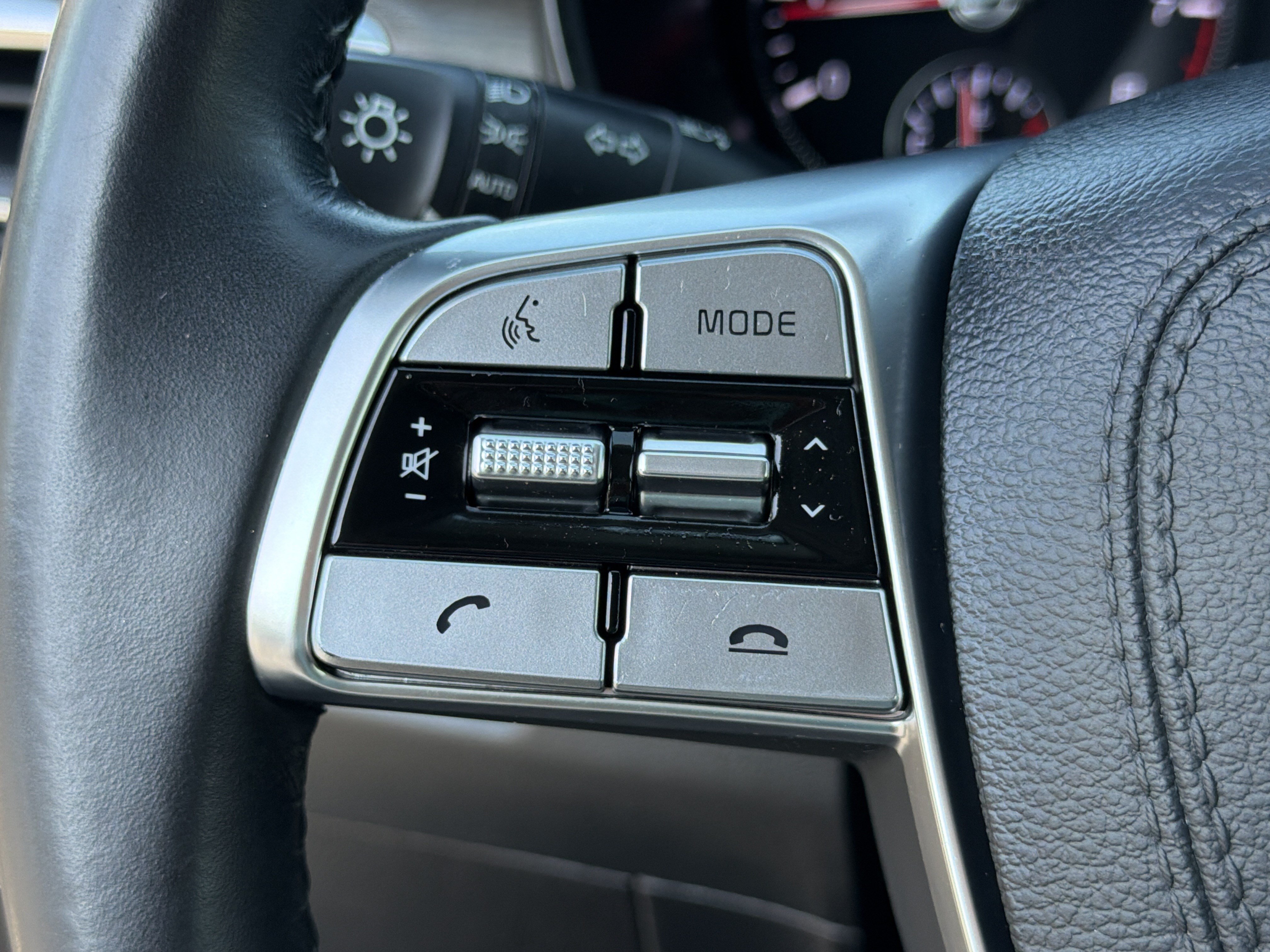 Used 2022 Kia Telluride EX w/ EX Premium Package FWD image 23