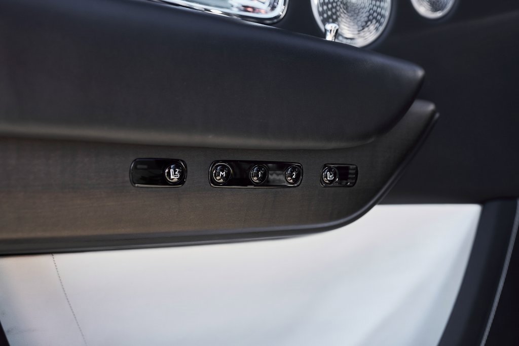 Used 2019 Rolls-Royce Cullinan image 37