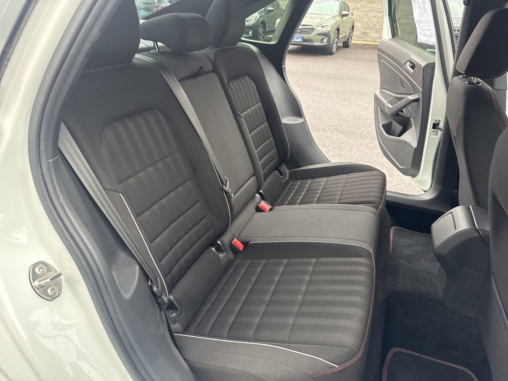 Used 2019 Volkswagen Jetta GLI image 15