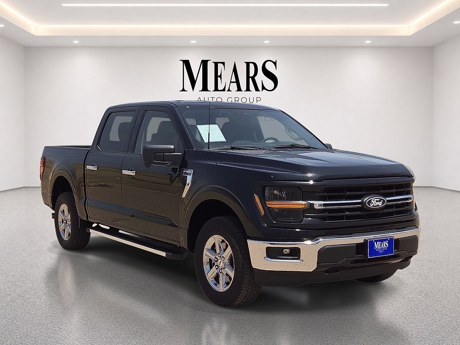 Used 2025 Ford F150 XLT w/ Equipment Group 301A Standard AWD/4WD image 7