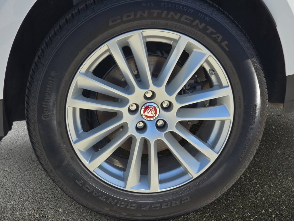 Used 2019 Jaguar F-PACE Prestige AWD/4WD image 37