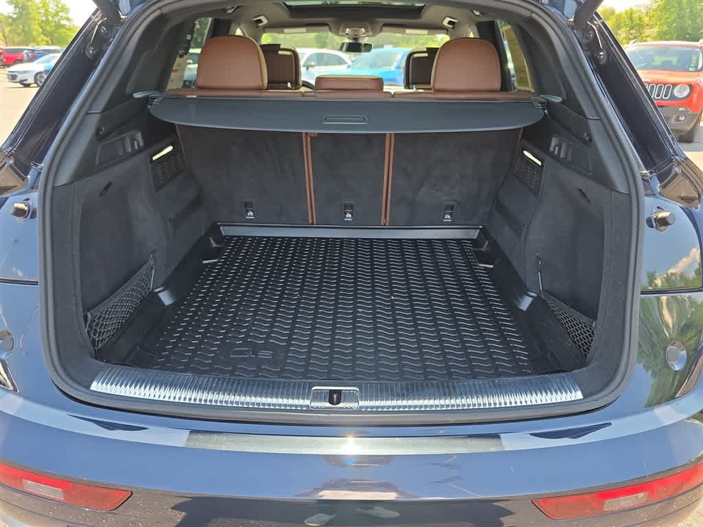 Used 2018 Audi Q5 Prestige w/ Prestige Package AWD/4WD image 28
