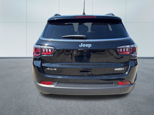 Used 2023 Jeep Compass Latitude AWD/4WD image 3