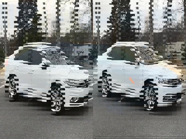 Used 2017 Volkswagen Passat 1.8T SEL Premium video 2