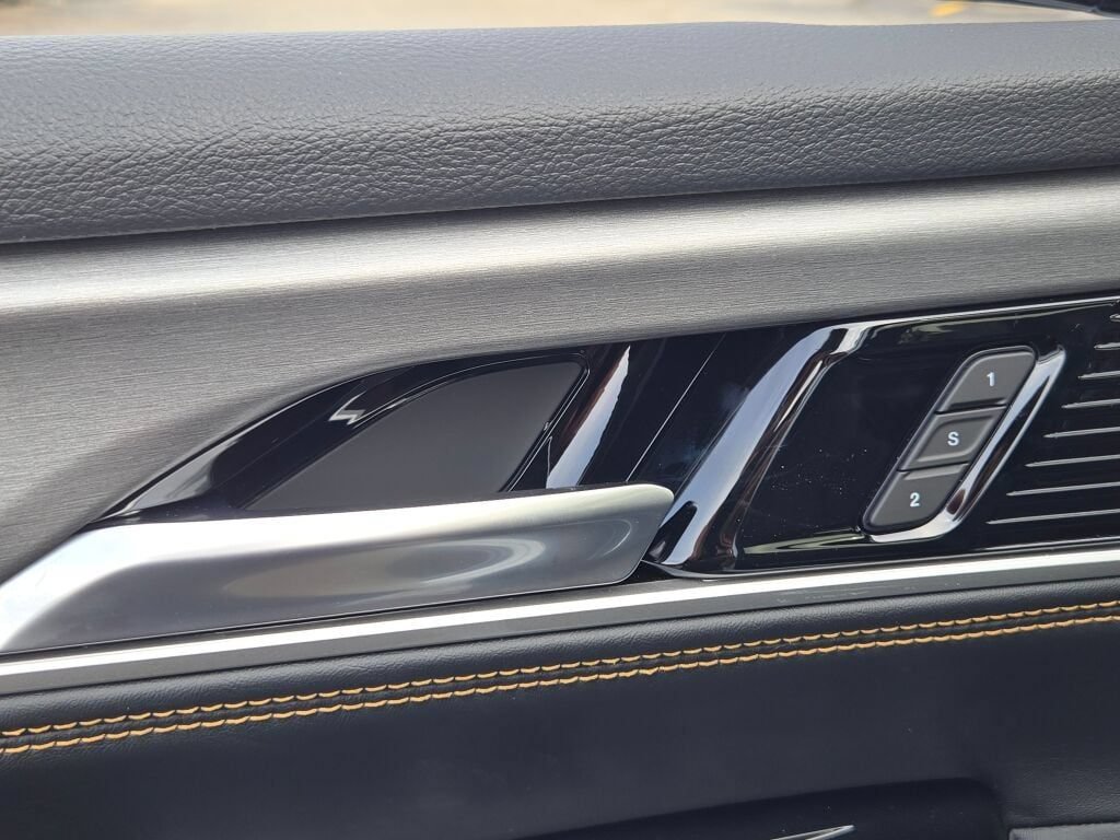 New 2026 Jeep Grand Wagoneer 4WD image 30