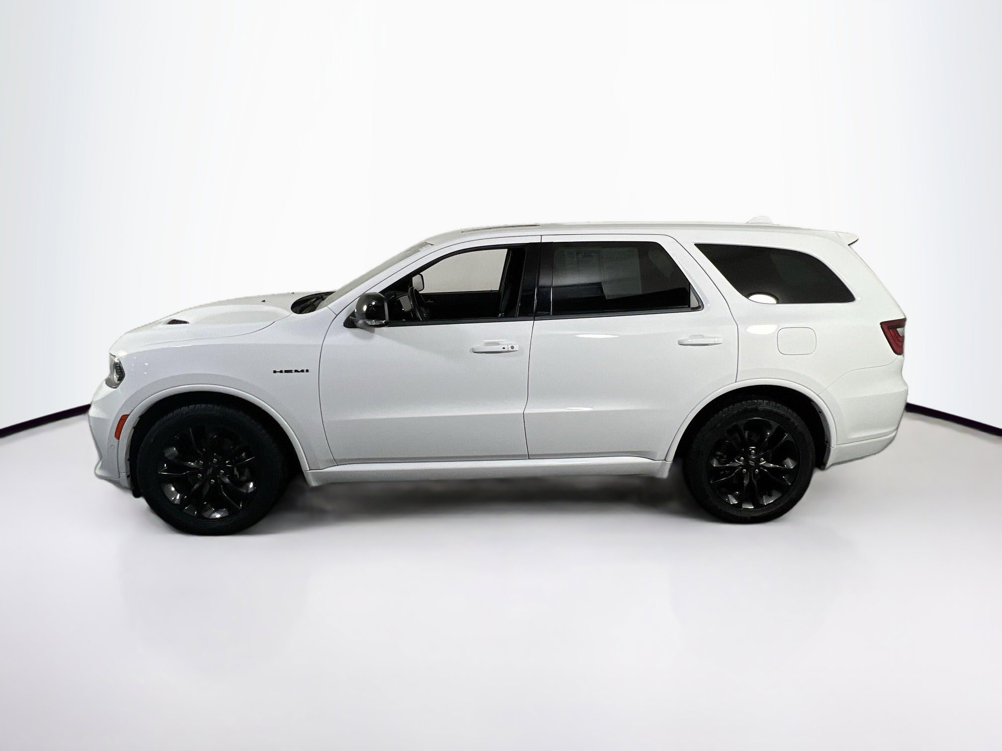 Used 2022 Dodge Durango R/T w/ Blacktop Package image 8