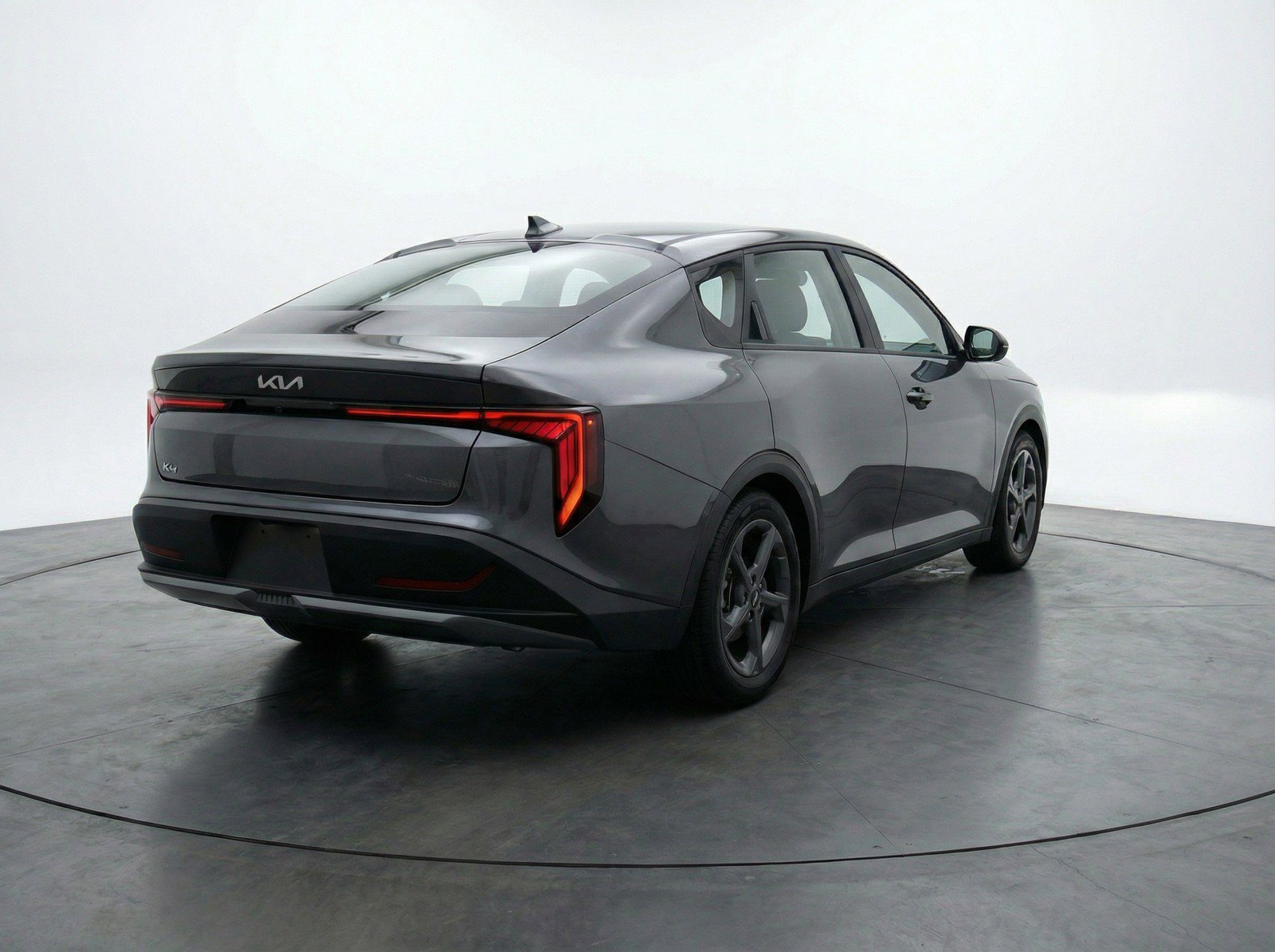 Used 2025 Kia K4 FWD image 9
