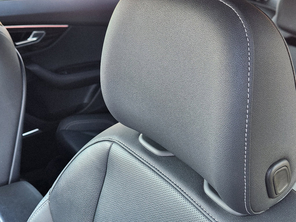 Used 2022 Audi Q8 Premium Plus image 15