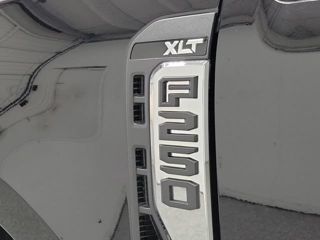 Used 2023 Ford F250 XLT w/ FX4 Off-Road Package AWD/4WD image 6