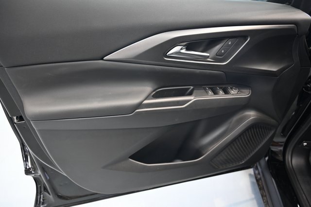 New 2026 Chevrolet Equinox EV LT image 22