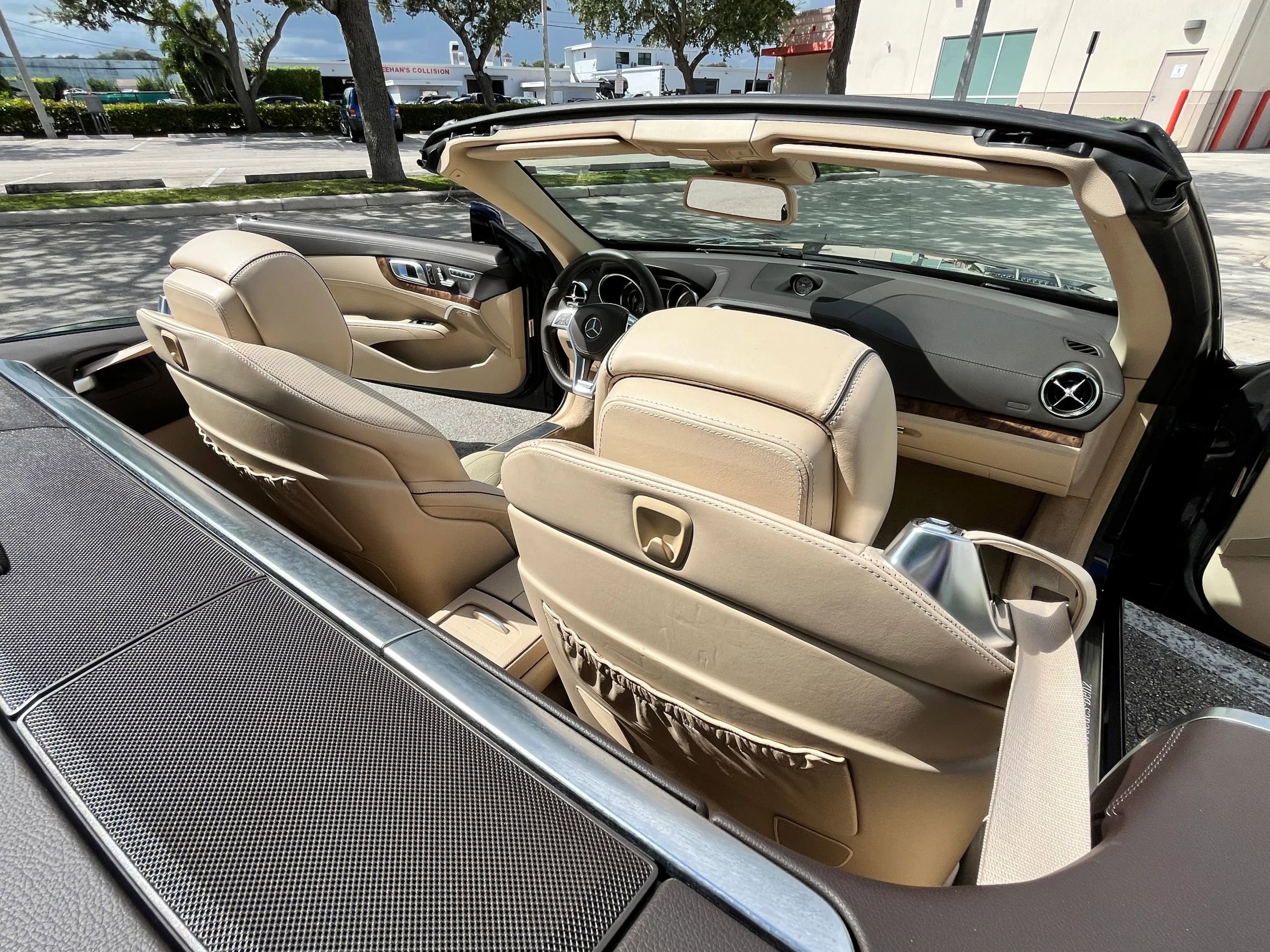 Used 2013 Mercedes-Benz SL 550 image 15