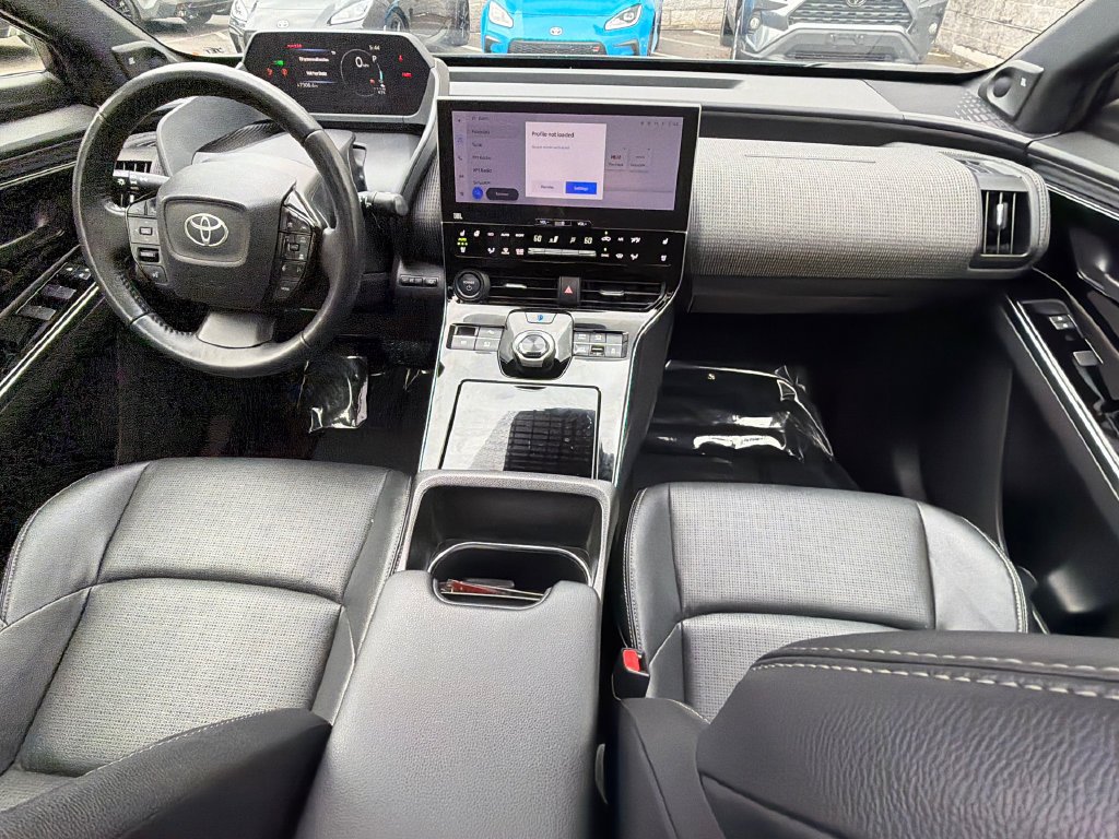 Used 2023 Toyota bZ4X AWD w/ Weather Package image 18