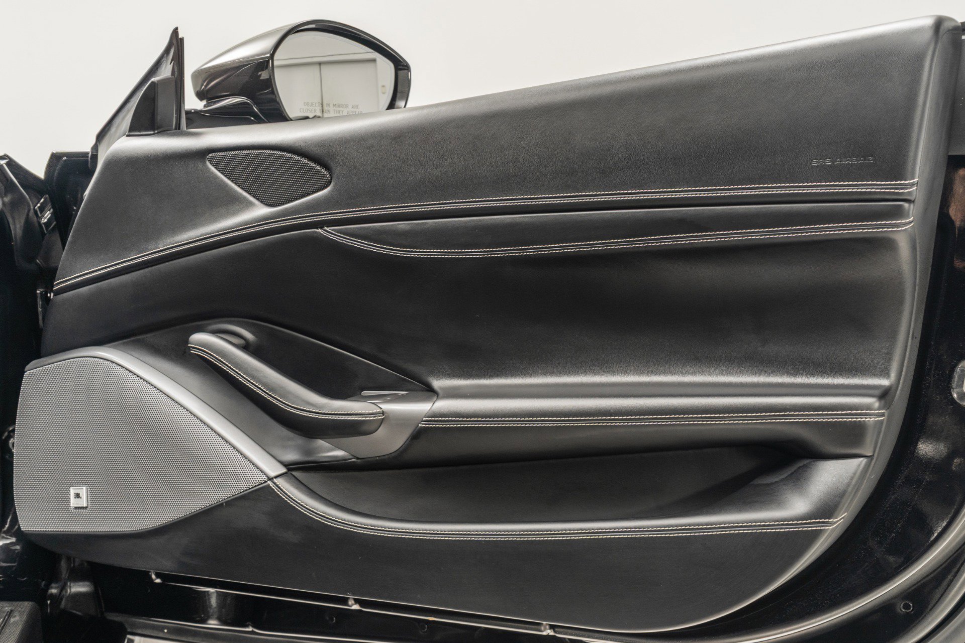 Used 2020 Ferrari Portofino image 41