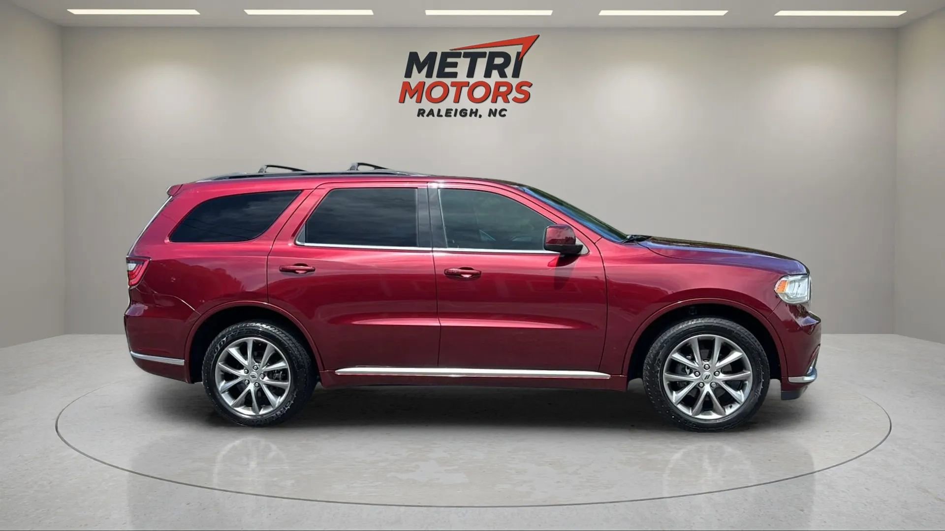 Used 2019 Dodge Durango SXT image 4
