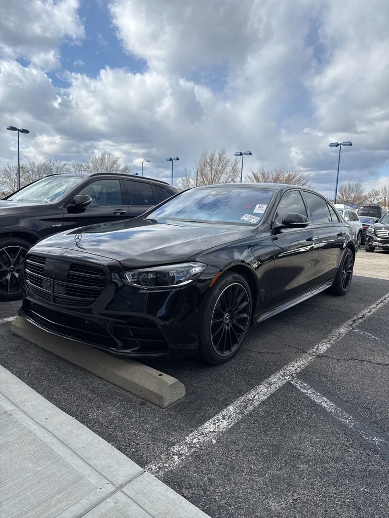 Used 2024 Mercedes-Benz S 580 4MATIC Sedan image 1