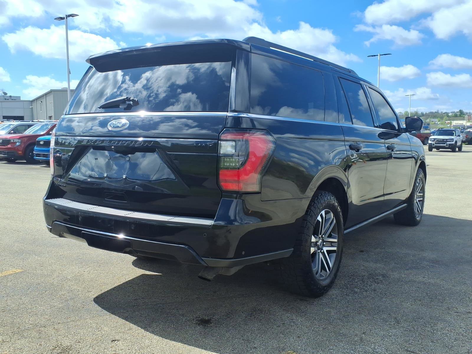 Used 2021 Ford Expedition Max Limited AWD/4WD image 5