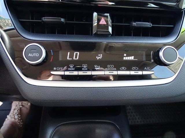 Used 2024 Toyota Corolla LE FWD image 12