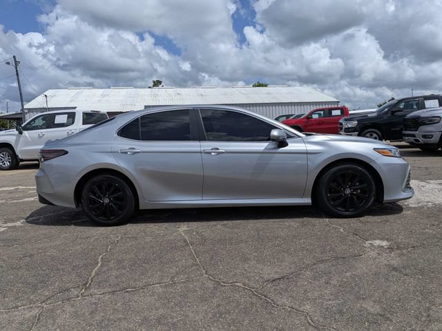 Used 2024 Toyota Camry LE FWD image 3