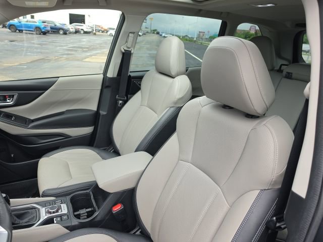 Used 2023 Subaru Forester Limited AWD/4WD image 10