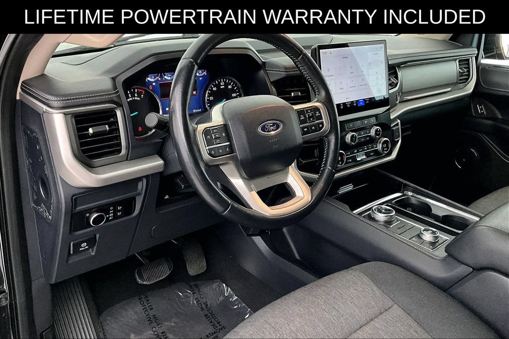 Used 2024 Ford Expedition XLT AWD/4WD image 16
