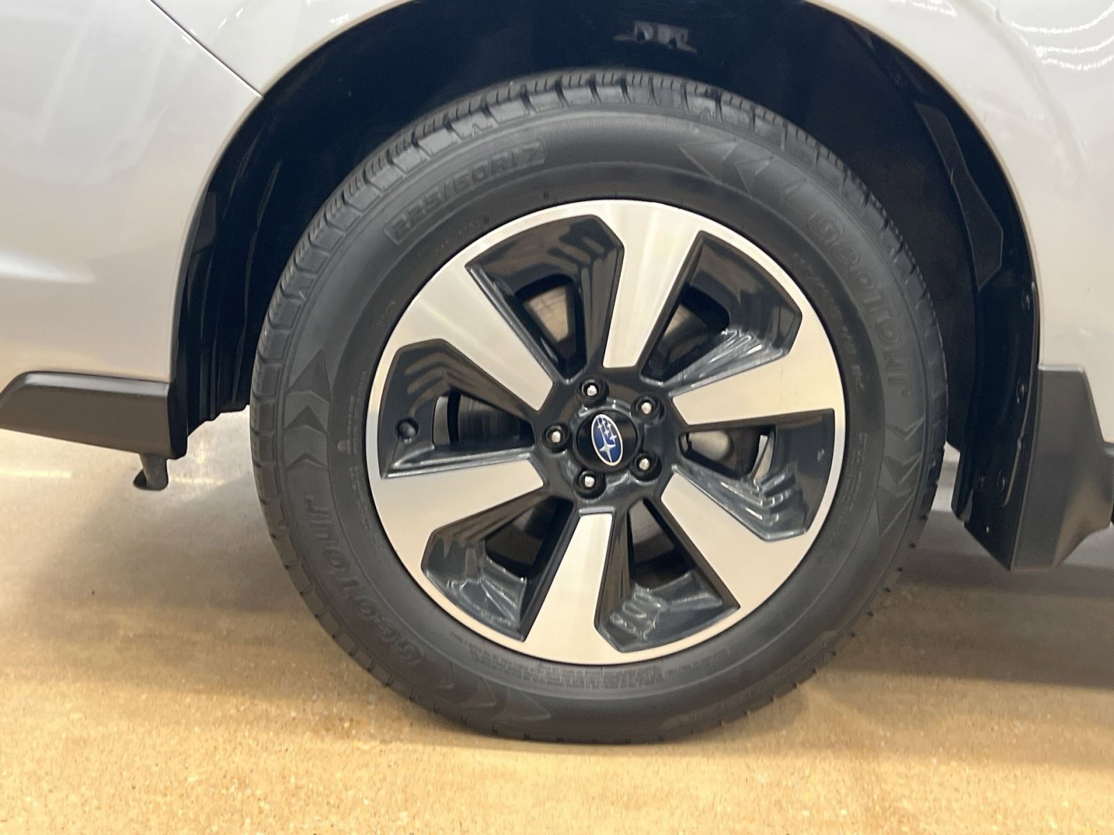 Used 2018 Subaru Forester 2.5i Limited w/ Popular Package #2 image 12