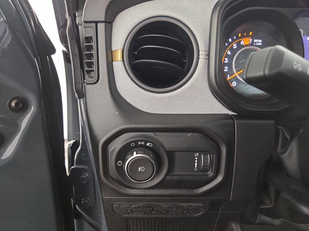 Used 2026 Jeep Wrangler Unlimited Sport AWD/4WD image 23