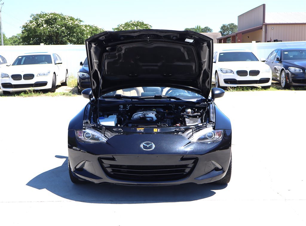 Used 2017 MAZDA MX-5 Miata RF Grand Touring RWD image 46