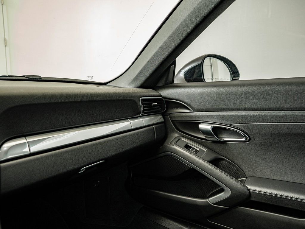 Used 2017 Porsche 911 Carrera S image 41