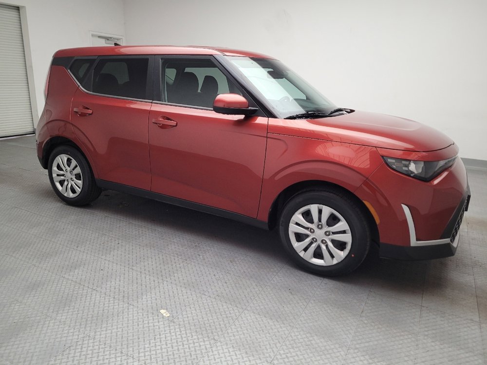 Used 2023 Kia Soul LX FWD image 11