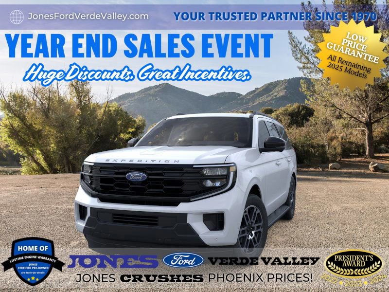 New 2025 Ford Expedition Active image 2