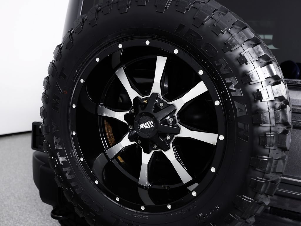 Used 2014 Jeep Wrangler Unlimited Rubicon w/ Dual Top Group AWD/4WD image 9