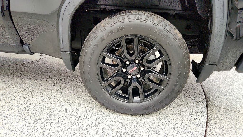 Used 2023 GMC Sierra 1500 Elevation AWD/4WD image 9