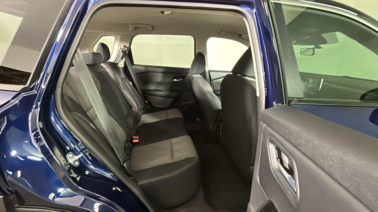 Certified 2026 Nissan Rogue SV AWD/4WD image 38
