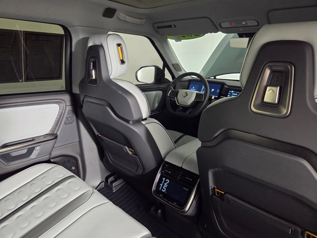 Used 2025 Rivian R1T Adventure AWD/4WD image 30