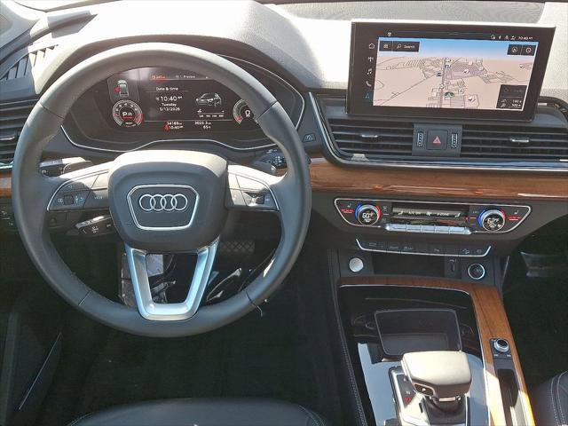 Certified 2023 Audi Q5 2.0T Premium Plus w/ Premium Plus Package AWD/4WD image 12
