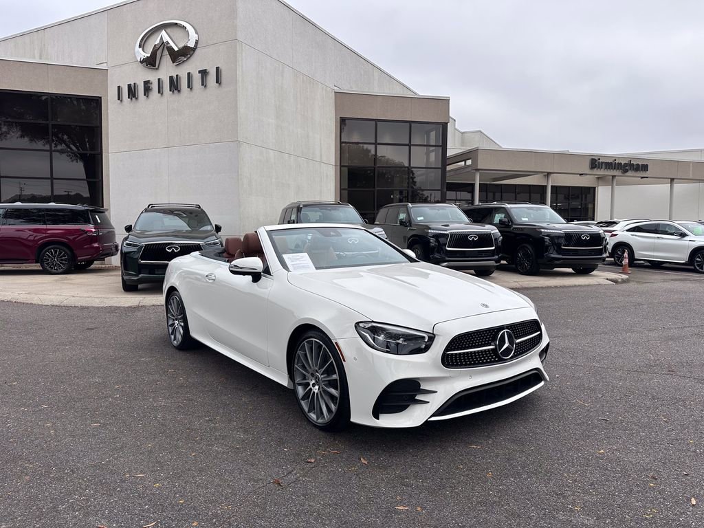 Used 2023 Mercedes-Benz E 450 Cabriolet image 3