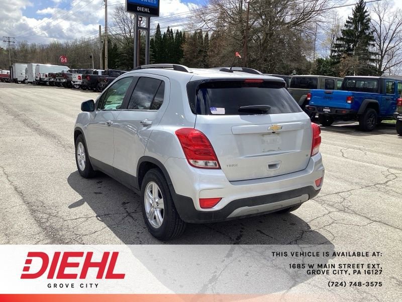 Used 2018 Chevrolet Trax LT w/ LT Convenience Package image 5