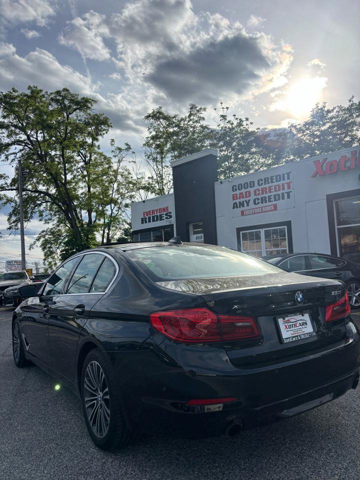 Used 2017 BMW 530i xDrive AWD/4WD image 4