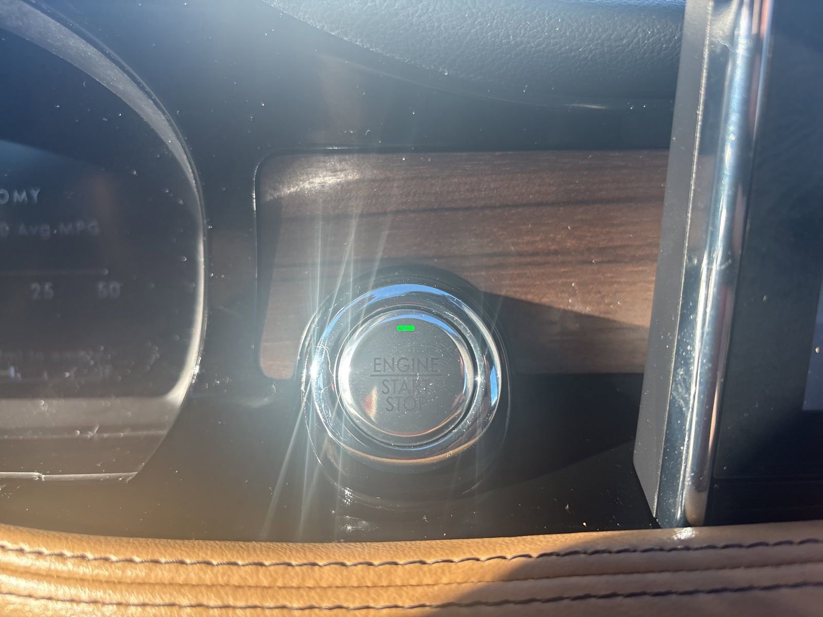 Used 2022 Lincoln Corsair Reserve w/ Sport Package image 15