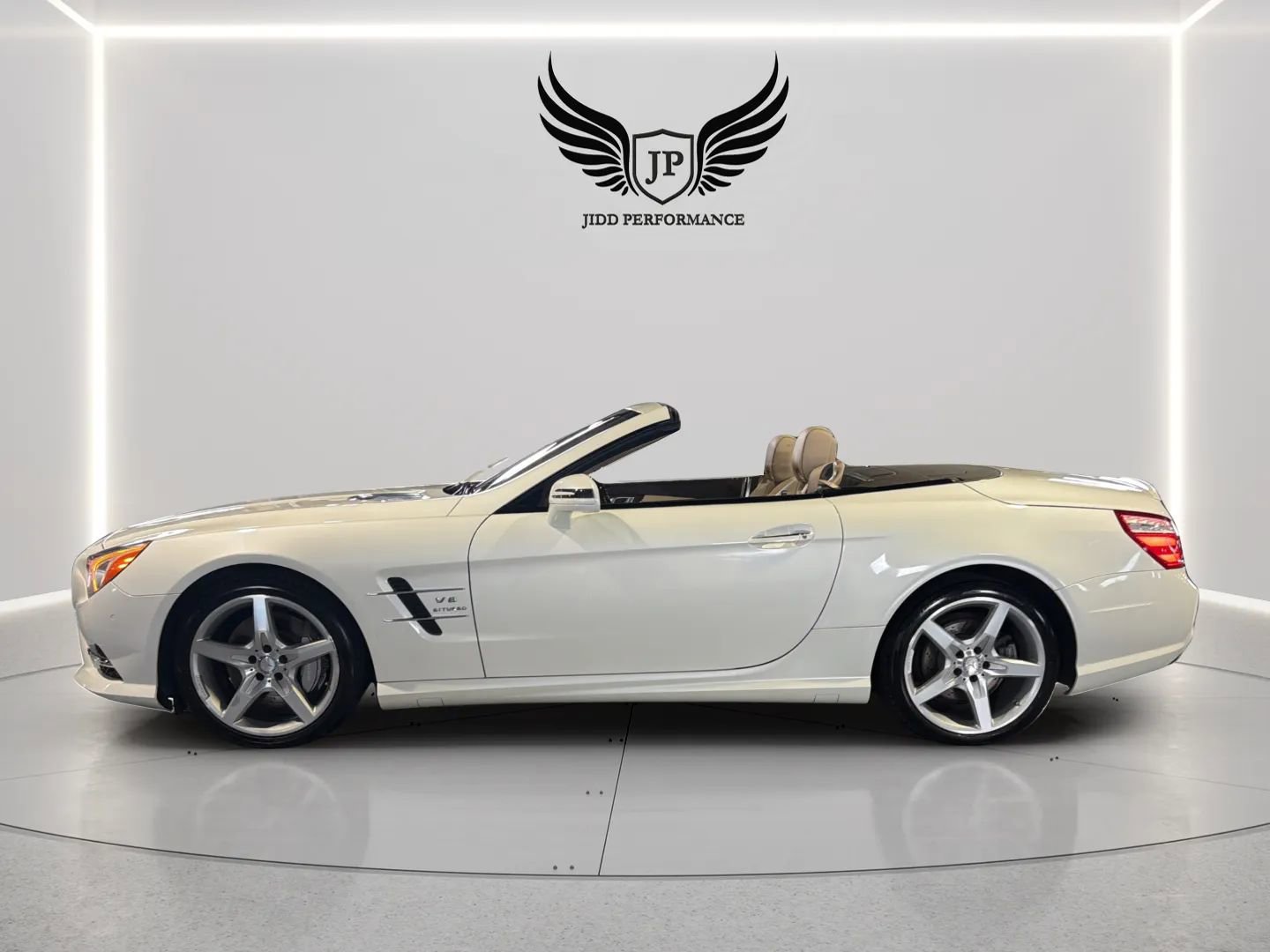 Used 2014 Mercedes-Benz SL 550 image 12