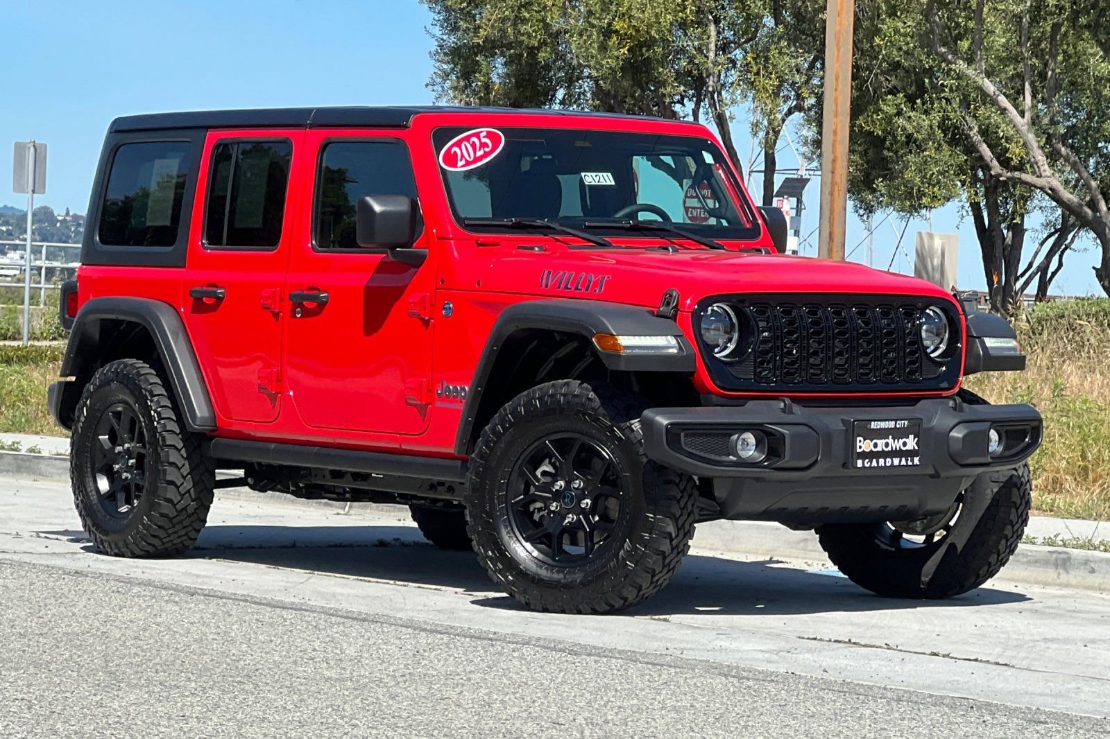 Used 2025 Jeep Wrangler Unlimited Sport S 4xe AWD/4WD image 2